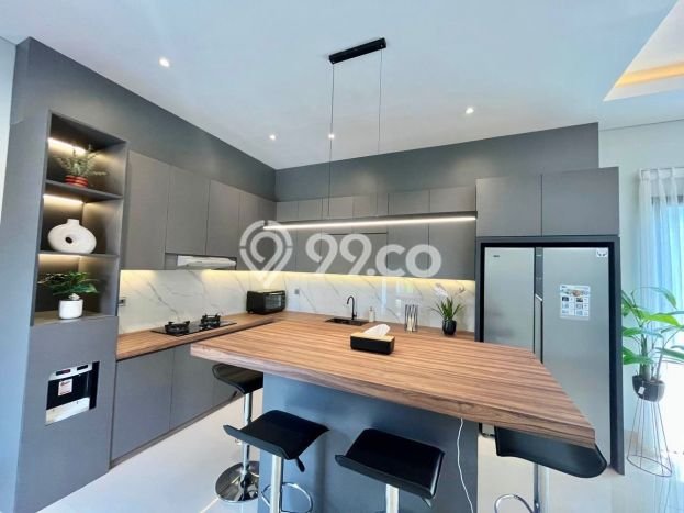 Jual Rumah Luas Megah Dengan View Cantik di BSD Kencana Loka, Tangerang Jual Rumah Luas Megah Dengan View Cantik di BSD Kencana Loka, Tangerang