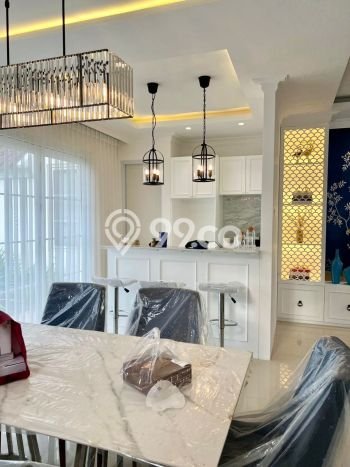 Jual Rumah Mewah Elegan Dengan View Cantik di Gading Serpong, Tangerang Jual Rumah Mewah Elegan Dengan View Cantik di Gading Serpong, Tangerang