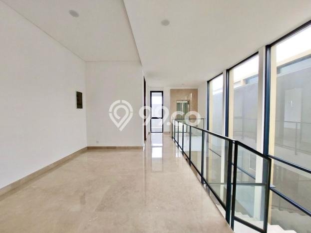 Rumah Elit Modern Siap Huni di BSD City Tangerang Rumah Elit Modern Siap Huni di BSD City Tangerang