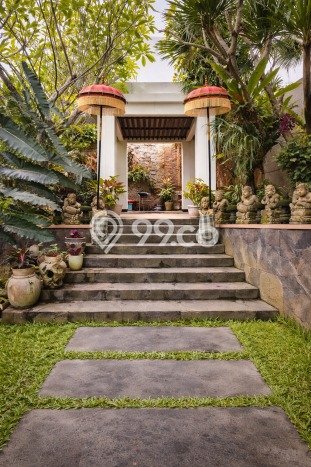 Jual Rumah Mewah Elegan Dengan View Cantik di BSD De Park, Tangerang Jual Rumah Mewah Elegan Dengan View Cantik di BSD De Park, Tangerang