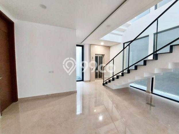 Rumah Elit Modern Siap Huni di BSD City Tangerang Rumah Elit Modern Siap Huni di BSD City Tangerang