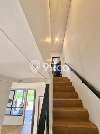 Dijual Cepat Rumah Minimalis & Modern LB 93m2 di BSD City Dijual Cepat Rumah Minimalis & Modern LB 93m2 di BSD City