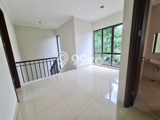Jual Rumah Mewah Megah Dengan View Cantik di BSD The Icon, Tangerang Jual Rumah Mewah Megah Dengan View Cantik di BSD The Icon, Tangerang