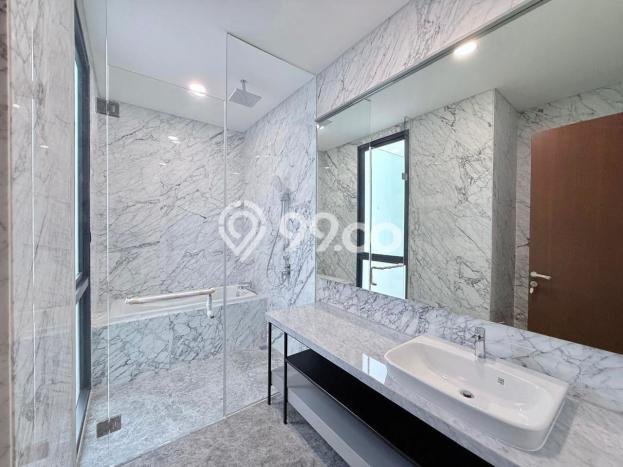 Rumah Luxury Modern Tanpa Renovasi di BSD City Tangerang Rumah Luxury Modern Tanpa Renovasi di BSD City Tangerang