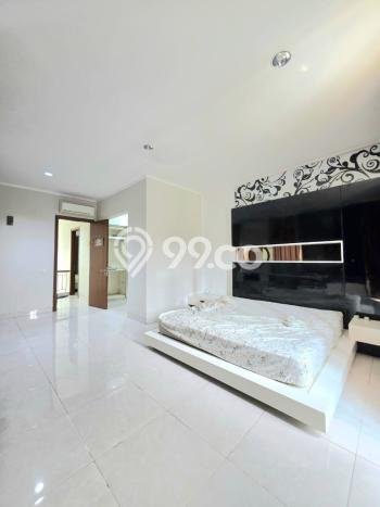 Jual Rumah Luas Elegan Dengan View Cantik di BSD De Park, Tangerang Jual Rumah Luas Elegan Dengan View Cantik di BSD De Park, Tangerang