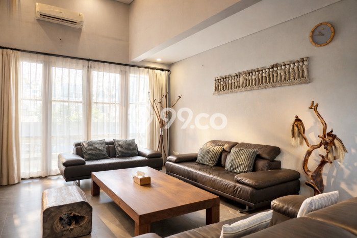 Ready to Use! Luxury House LT 448m2 Desain Elegan di Gading Serpong Pondok Hijau Golf Ready to Use! Luxury House LT 448m2 Desain Elegan di Gading Serpong Pondok Hijau Golf