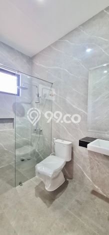 Ready to Use! Luxury House LT 176m2 Desain Elegan di BSD Foresta Ready to Use! Luxury House LT 176m2 Desain Elegan di BSD Foresta