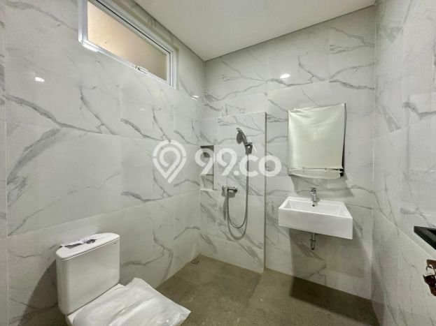 For Sale! Luxury House LT 202m2 Desain Elegan di BSD The Icon For Sale! Luxury House LT 202m2 Desain Elegan di BSD The Icon