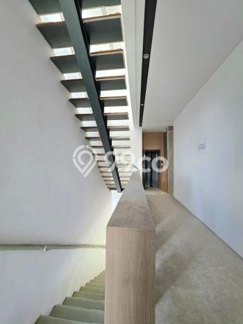 Dijual Rumah Luas Megah Dengan View Cantik di BSD Foresta, Tangerang Dijual Rumah Luas Megah Dengan View Cantik di BSD Foresta, Tangerang