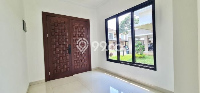 Ready to Use! Luxury House LT 176m2 Desain Elegan di BSD Foresta Ready to Use! Luxury House LT 176m2 Desain Elegan di BSD Foresta