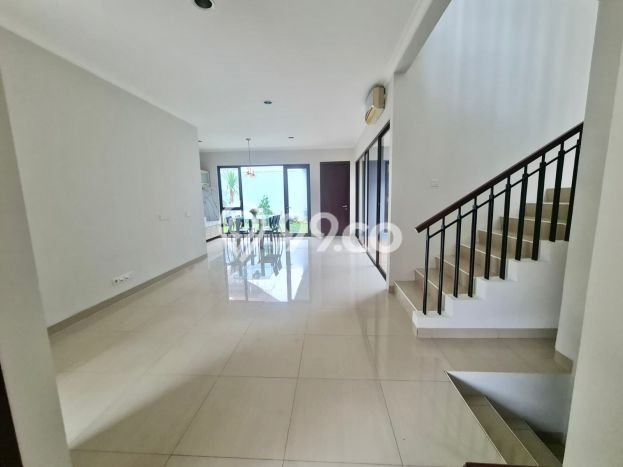Jual Rumah Mewah Megah Dengan View Cantik di BSD The Icon, Tangerang Jual Rumah Mewah Megah Dengan View Cantik di BSD The Icon, Tangerang