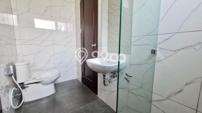 Rumah Elit LB 300m2 Siap Huni Desain Elegan di BSD The Icon, Tangerang Rumah Elit LB 300m2 Siap Huni Desain Elegan di BSD The Icon, Tangerang