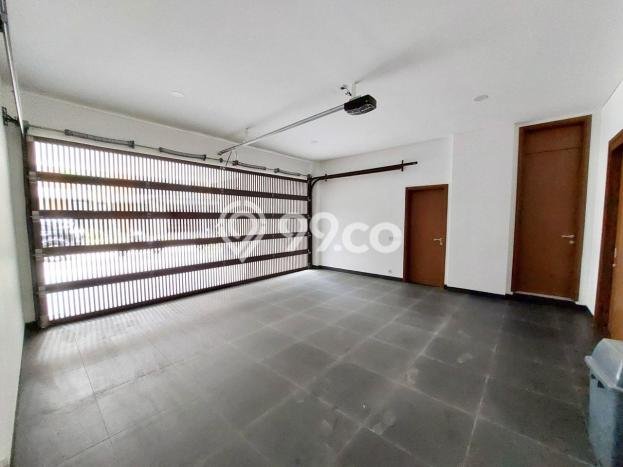 Rumah Elit Modern Siap Huni di BSD City Tangerang Rumah Elit Modern Siap Huni di BSD City Tangerang