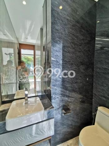 Rumah Elit Modern Siap Huni di BSD City Tangerang Rumah Elit Modern Siap Huni di BSD City Tangerang
