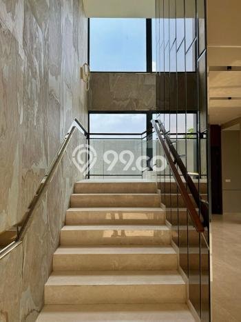 Jual Rumah Mewah Elegan Dengan View Cantik di BSD City, Tangerang Jual Rumah Mewah Elegan Dengan View Cantik di BSD City, Tangerang