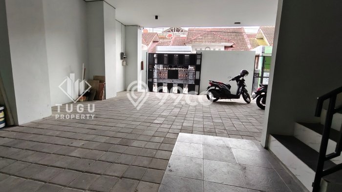 Rumah Mewah Siap Huni LT 120m2 di Depok, Sleman Rumah Mewah Siap Huni LT 120m2 di Depok, Sleman