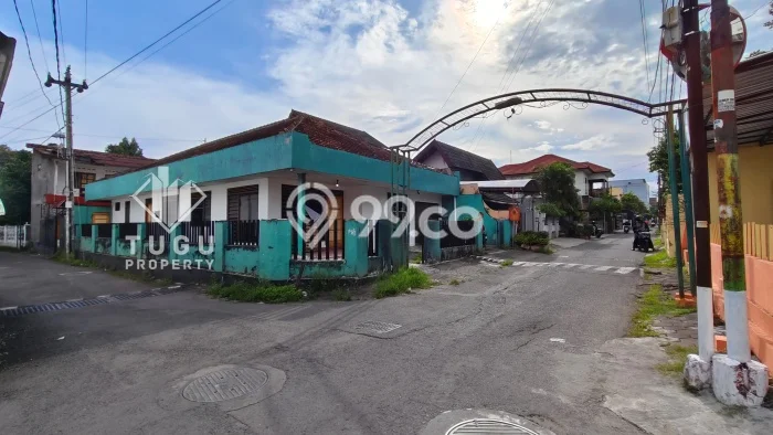 Rumah kawasan Mergangsan, Dekat Fasilitas, 5 KT, LT 400m2m² LB 300m2m² Rumah kawasan Mergangsan, Dekat Fasilitas, 5 KT, LT 400m2m² LB 300m2m²