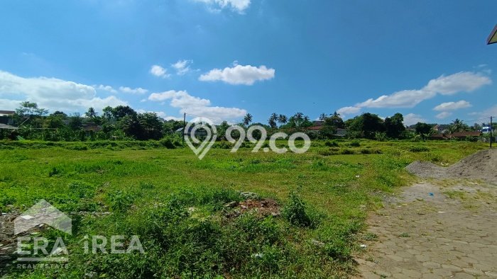 Tanah Potensial di , Luas 723m2m², Akses Mudah Tanah Potensial di , Luas 723m2m², Akses Mudah