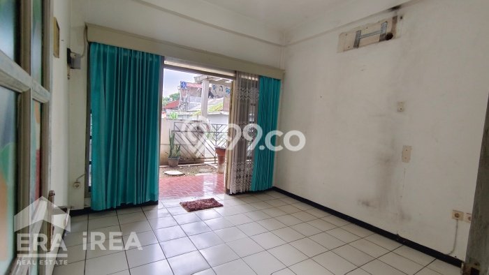 Rumah di Bantul, Akses ke Tol, 5 KT, Luas 241m² Bangunan 220m² Rumah di Bantul, Akses ke Tol, 5 KT, Luas 241m² Bangunan 220m²