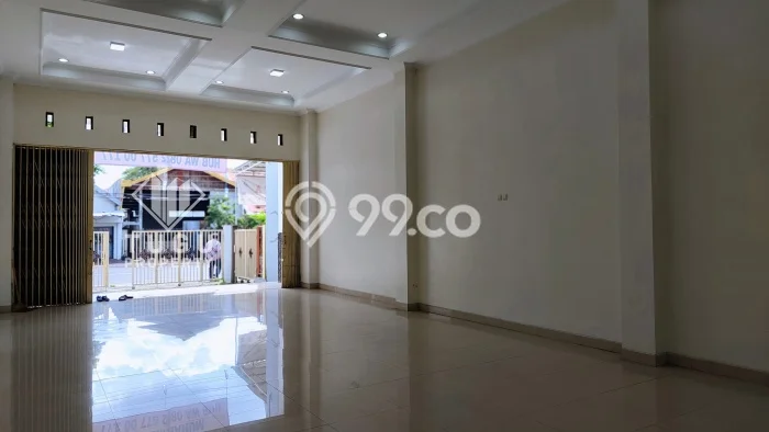 Ruko disewakan di Mantrijeron Yogyakarta dengan luas bangunan 145m2 Ruko disewakan di Mantrijeron Yogyakarta dengan luas bangunan 145m2
