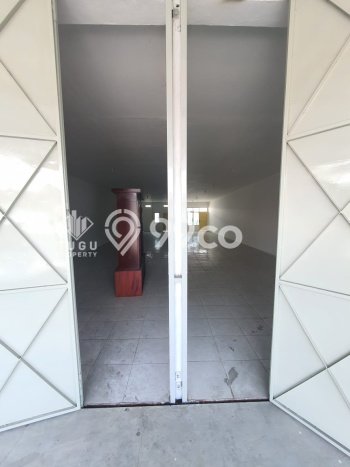 LOKASI BISNIS! Komersial For Rent Kawasan Sewon, Luas 200m2m², Area Utama, Ready Operasional LOKASI BISNIS! Komersial For Rent Kawasan Sewon, Luas 200m2m², Area Utama, Ready Operasional