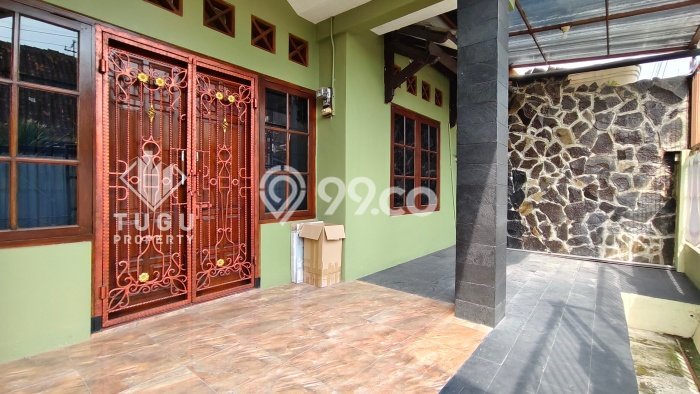 Rumah di Mergangsan, Dekat Fasilitas, 2 KM, Luas 168m2m² LB 250m2m² Rumah di Mergangsan, Dekat Fasilitas, 2 KM, Luas 168m2m² LB 250m2m²