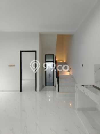 Rumah Minimalis 3 Kamar LT 88m2 di BSD Nusaloka Rumah Minimalis 3 Kamar LT 88m2 di BSD Nusaloka