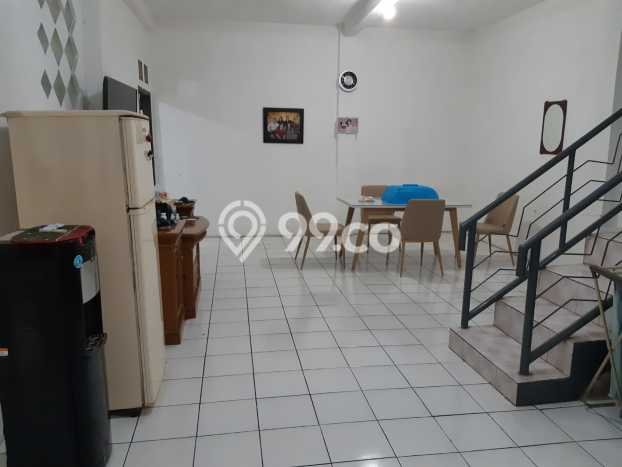 Rumah Minimalis 5 KT LT 150m2 di Taman Kopo Indah Rumah Minimalis 5 KT LT 150m2 di Taman Kopo Indah