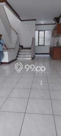 Dijual! Ruko di Peta Bandung LT 144m2 / LB 270m2 Kawasan Bisnis Dijual! Ruko di Peta Bandung LT 144m2 / LB 270m2 Kawasan Bisnis