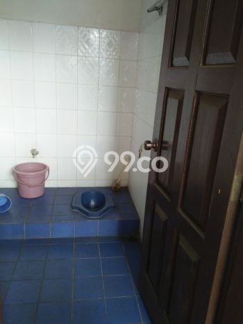 Disewakan! Rumah 8 Kamar Tidur &
3 Kamar Mandi di Pasteur, Bandung Disewakan! Rumah 8 Kamar Tidur &
3 Kamar Mandi di Pasteur, Bandung