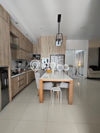 Dijual Rumah Luas Megah Dengan View Eksklusif di Sukahaji, Bandung Dijual Rumah Luas Megah Dengan View Eksklusif di Sukahaji, Bandung