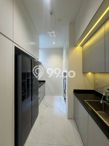Siap Huni Apartemen Prestisius di Senayan 3 Kamar & 3 Kamar Mandi Siap Huni Apartemen Prestisius di Senayan 3 Kamar & 3 Kamar Mandi