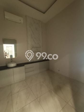 FOR RENT! Ruko di Pantai Indah Kapuk Cocok untuk Bisnis 900m2 FOR RENT! Ruko di Pantai Indah Kapuk Cocok untuk Bisnis 900m2