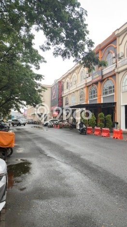 Ruko Bagus Dijual LB 960m2 Lokasi Strategis Jakarta Barat Area Cocok untuk Berbisnis Ruko Bagus Dijual LB 960m2 Lokasi Strategis Jakarta Barat Area Cocok untuk Berbisnis