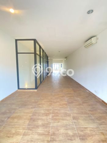 Ruko Dijual di Tangerang LT 86m2 & LB 256m2 Lokasi Terbaik! Ruko Dijual di Tangerang LT 86m2 & LB 256m2 Lokasi Terbaik!