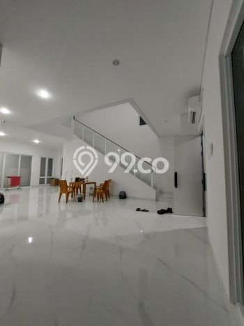 Jarang Ada! Rumah Kontrakan 4 Kamar Bagus Siap Huni Gading Serpong Jarang Ada! Rumah Kontrakan 4 Kamar Bagus Siap Huni Gading Serpong