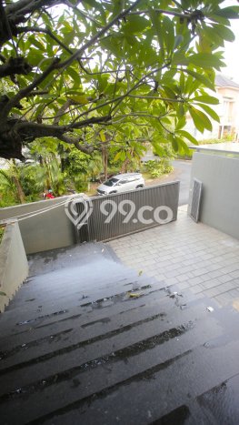 Rumah di Puri Indah, Jakarta Barat, Luas 407m² Bangunan 1000m² Rumah di Puri Indah, Jakarta Barat, Luas 407m² Bangunan 1000m²