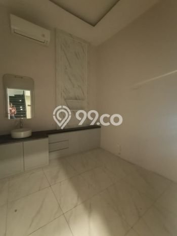 FOR RENT! Ruko di Pantai Indah Kapuk Cocok untuk Bisnis 900m2 FOR RENT! Ruko di Pantai Indah Kapuk Cocok untuk Bisnis 900m2