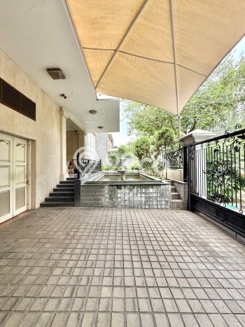 Dijual Rumah Luas Megah Dengan View Eksklusif di Patal Senayan, Jakarta Selatan Dijual Rumah Luas Megah Dengan View Eksklusif di Patal Senayan, Jakarta Selatan