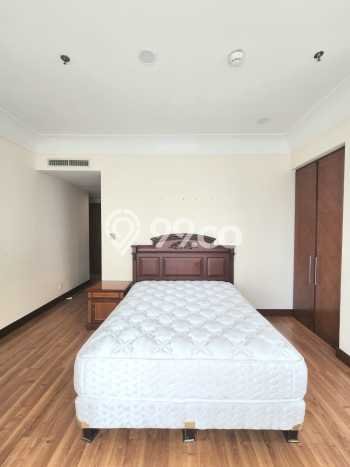 Hunian Apartemen Eksklusif untuk Dijual di Jakarta Selatan dengan 3 BR & 3 Kamar Mandi Hunian Apartemen Eksklusif untuk Dijual di Jakarta Selatan dengan 3 BR & 3 Kamar Mandi