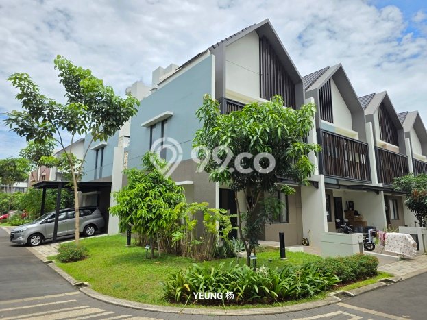 Jual Rumah Luas Megah Dengan View Cantik di Gading Serpong, Tangerang Jual Rumah Luas Megah Dengan View Cantik di Gading Serpong, Tangerang