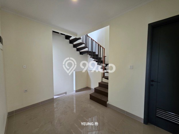 Jual Rumah Luas Megah Dengan View Cantik di Gading Serpong, Tangerang Jual Rumah Luas Megah Dengan View Cantik di Gading Serpong, Tangerang