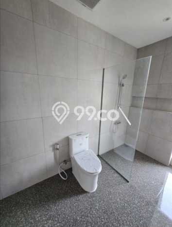 Hunian Mewah LB 238m2 Siap Pakai Desain Elegan di Alam Sutera, Tangerang Hunian Mewah LB 238m2 Siap Pakai Desain Elegan di Alam Sutera, Tangerang