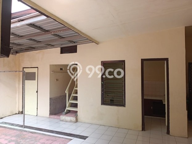 Hunian Cantik Modern Lb 200m2 di Tambaksari, Surabaya Hunian Cantik Modern Lb 200m2 di Tambaksari, Surabaya