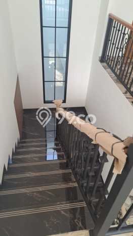 For Sale! Premium House LT 236m2 Desain Modern di Alam Sutera For Sale! Premium House LT 236m2 Desain Modern di Alam Sutera