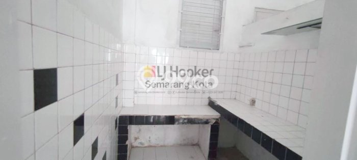 HOT LISTING! Rumah Nyaman di Peterongan, Luas 188m² LB 140m² HOT LISTING! Rumah Nyaman di Peterongan, Luas 188m² LB 140m²