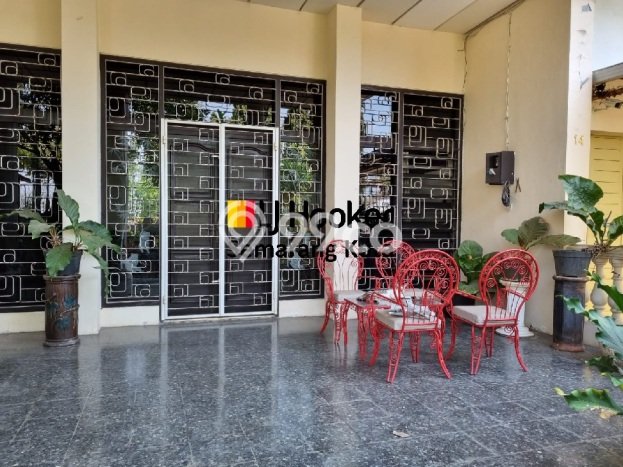 Disewakan Segera Rumah Kondisi Bagus di Kawasan Banyumanik, Semarang Disewakan Segera Rumah Kondisi Bagus di Kawasan Banyumanik, Semarang