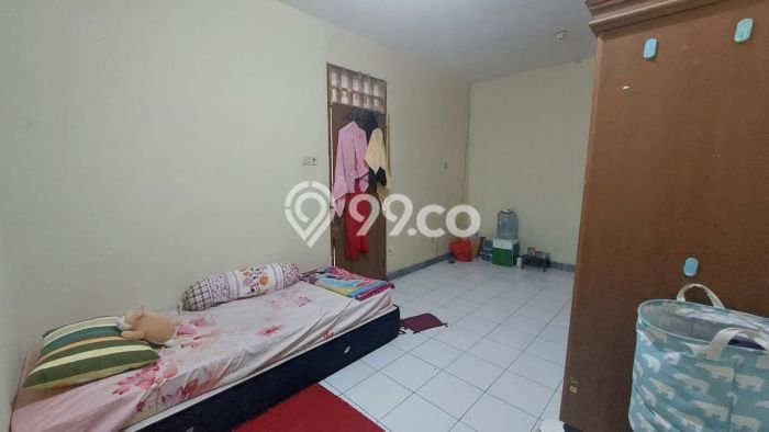 For Sale Hunian Rumah Terawat 4 KT di BSD City, Tangerang For Sale Hunian Rumah Terawat 4 KT di BSD City, Tangerang