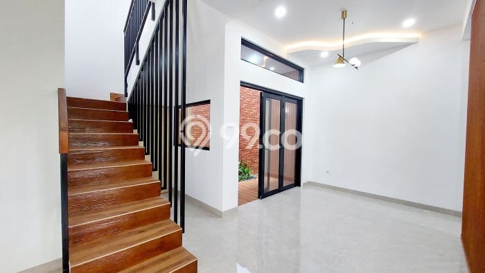 For Sale Rumah Mewah Exclusive di BSD, Tangerang Selatan For Sale Rumah Mewah Exclusive di BSD, Tangerang Selatan