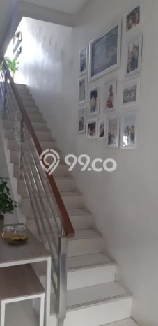 Rumah Luas Asri 3 KT Siap Pakai di Bintaro Tangerang Selatan Rumah Luas Asri 3 KT Siap Pakai di Bintaro Tangerang Selatan
